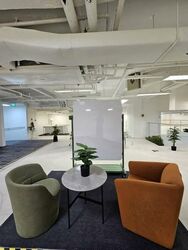 Hsbc Building (D1), Office #558504411
